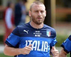 De Rossi Sedih Ditinggal Montolivo yang Cedera