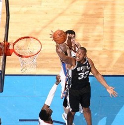 Kalahkan Thunder Lewat OT, Spurs Tantang Heat di Final