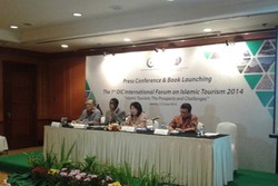 Menparekraf Ajak Dunia Kembangkan Wisata Syariah