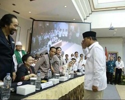 Nostalgia Sehari Mega-Prabowo