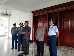 Menko Polhukam Pastikan Ada Perwira Tinggi Aktif Merapat ke Parpol