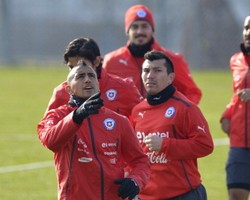 Belum Pulih dari Cedera, Vidal Tetap Masuk Skuat Final Chile