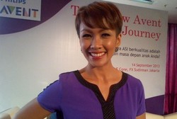 Sibuk, Begini Cara Melanie Putria Bagi Waktu untuk Keluarga dan si Kecil