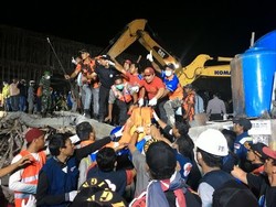 Korban Tewas Ruko Ambruk di Samarinda Bertambah Jadi 4 Orang