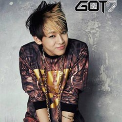 Nichkhun 2PM dan BamBam GOT7 Ajak Fans Galang Dana untuk Suku Moken Thailand