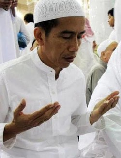 Dihadapan Para Ulama PKB, Jokowi Klarifikasi Isu Haji dan Orang Tua Non Muslim