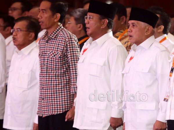 Capres-Cawapres Deklarasikan Kampanye Damai Capres-Cawapres Deklarasikan Kampanye Damai