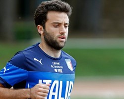 Rossi Dicoret dari Skuat Italia, Sang Kakek Pilih Dukung AS