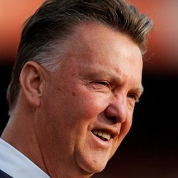 Sebelum Resmi Jadi Pelatih MU, Van Gaal Mengaku Nyaris Latih Spurs