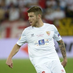 Sevilla Akui Liverpool sedang Dekati Alberto Moreno