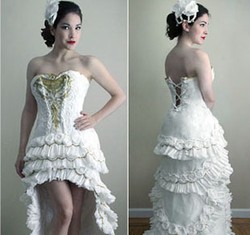 Foto: Bukan dari Kain, Gaun Pengantin Ini Dibuat Hanya Pakai Tisu Toilet