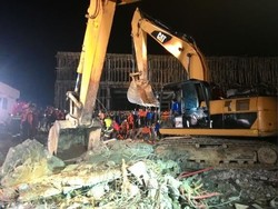 Korban Tewas Ruko Ambruk di Samarinda Jadi 5 Orang, 7 Masih Tertimbun