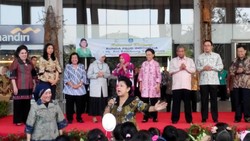 Di Depan Guru PAUD, Ibu Ani Harap Banyak Tercipta Lagu Anak Edukatif