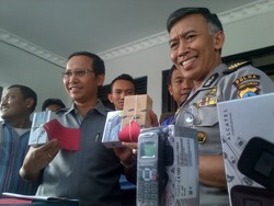 Selain Merekondisi Smartphone, Pemilik Toko ini Juga Cetak IMEI Sendiri