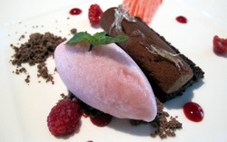 Malam Ini Chef Chris Salans Sajikan Kecombrang dengan Sentuhan Prancis