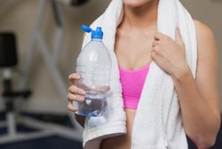 Minum Air Mineral Botolan, Aman atau Tidak Sih?