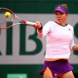 Sukses Atasi Lawannya Masing-masing, Petkovic dan Halep Jumpa di Semifinal