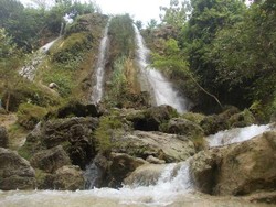 Tak Cuma Pantai, Gunungkidul Punya Air Terjun Secantik Ini