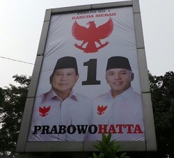 Baliho Coblos No 1 Garuda Merah Bertebaran di Jakarta