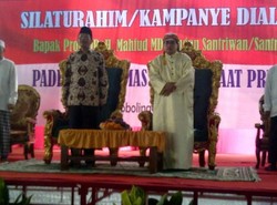 Kampanye di Probolinggo, Mahfud Md Ajak Santri Nyanyi Garuda di Dadaku