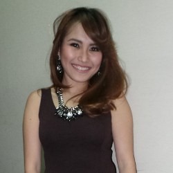 Sibuk Bekerja, Ayu Ting Ting Masih Sempatkan Urus Anak