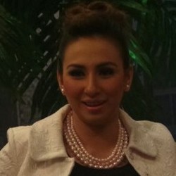 Hamil Muda, Deswita Maharani Kurangi Jadwal Syuting