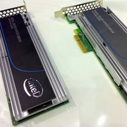 Makin Kencang, Intel Umumkan SSD Tancap