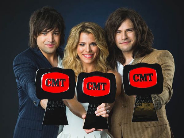 Ini Para Pemenang di CMT Music Awards 2014
