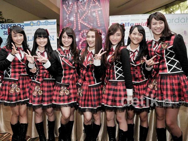 JKT48 Ceria di Jumpa Pers Film Viva JKT48