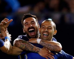 Mascherano Buka Puasa Setelah 4 Tahun Tak Bikin Gol