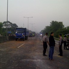 Aksi Massa Diduga Bonek Terkonsentrasi di Empat Titik Jalur Tol