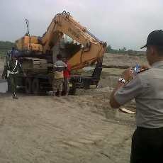 Galian C Milik Kades di Mojokerto Ditutup Paksa Meski Berizin