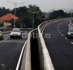 Jalan Layang Antasari Jaksel Diberlakukan Satu Arah Pagi Ini