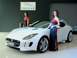 Jaguar F-TYPE Meluncur di Indonesia