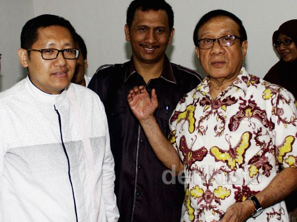 Akbar Tandjung Beri Anas Dukungan Moral
