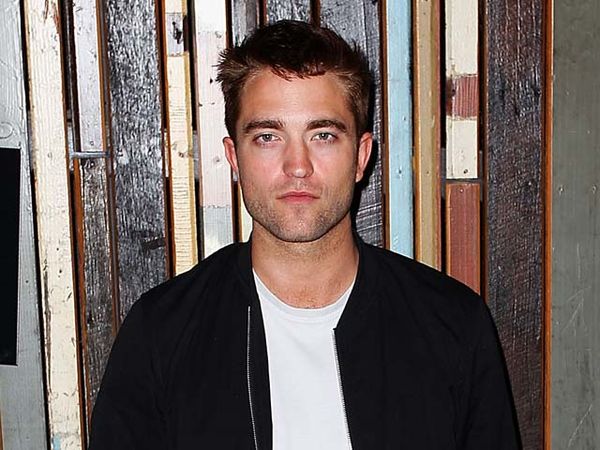Robert Pattinson Cool di Sesi Foto The Rover