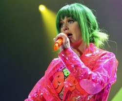 Curhat Katy Perry Tentang Perpisahannya dengan John Mayer