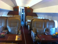 Fokker F-100, Si Burung Besi yang Laris Manis di Masa Kampanye