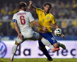 Brasil Menang Tipis atas Serbia