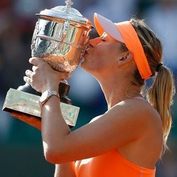 Lewati Final Terberatnya, Sharapova Juara Lagi di Roland Garros