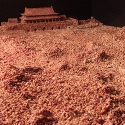 Seniman Australia Pembuat Instalasi Peristiwa Tiananmen Dideportasi