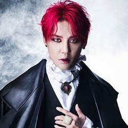 Begini Wajah Junsu JYJ Jadi Karakter Dracula