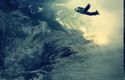 Inikah Video Terjun Payung Terindah di Dunia?