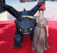 Ketika Si Ugly Betty, America Ferrera Tampil Langsing di Karpet Merah