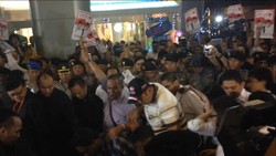 Tiba di Balai Sarbini, Jokowi Sempat Tersandung