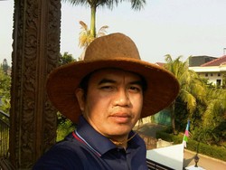 Dalam Pertarungan Politk, Ada Tenunan Cinta yang Robek Dijahit Kembali