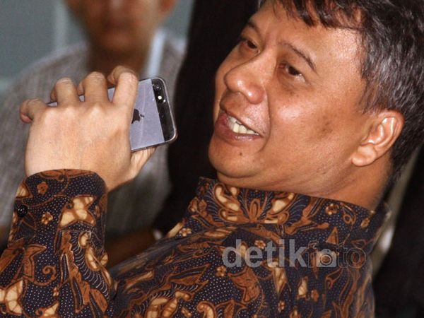 Deputi SKK Migas Diperiksa KPK