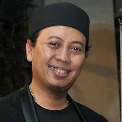 Opick: Industri Musik Butuh Penyeimbang yaitu Musik Religi