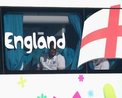 Ketika Mantan-mantan Pemain Inggris Bahas Kans Tiga Singa di Brasil