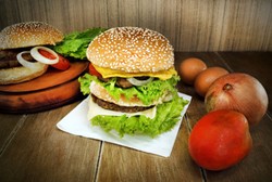 Makanan Tinggi Lemak Jenuh Picu Penyakit Jantung, Benarkah?